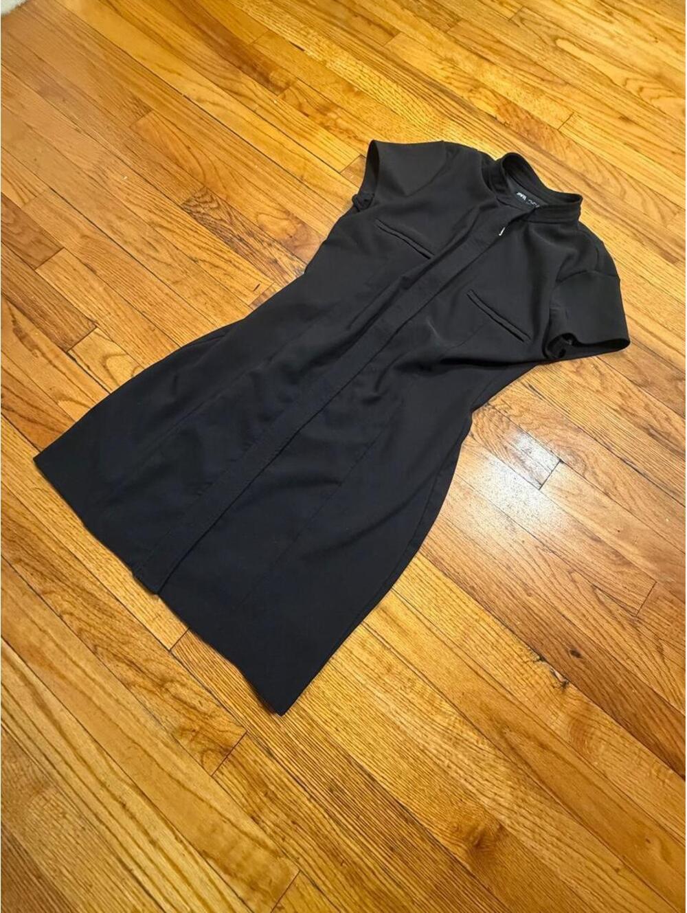 Zara Women's Black and Grey Dress